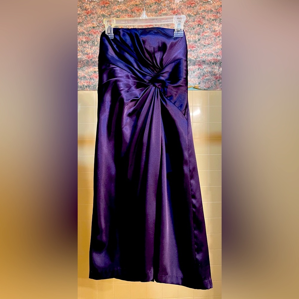 Strapless deep Purple above the knee dress.  Size 2